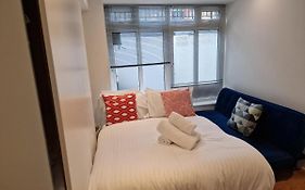 Lovely 1-Bed Apartment In London